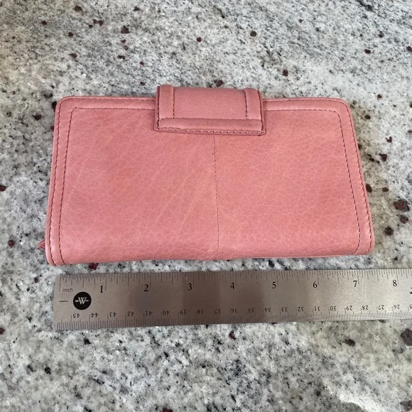 Lucas Slim Leather Wallet from AMERICAN LEATHER CO. - Picture 8 of 9